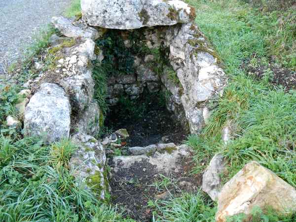 Javerlhac fontaine des amours